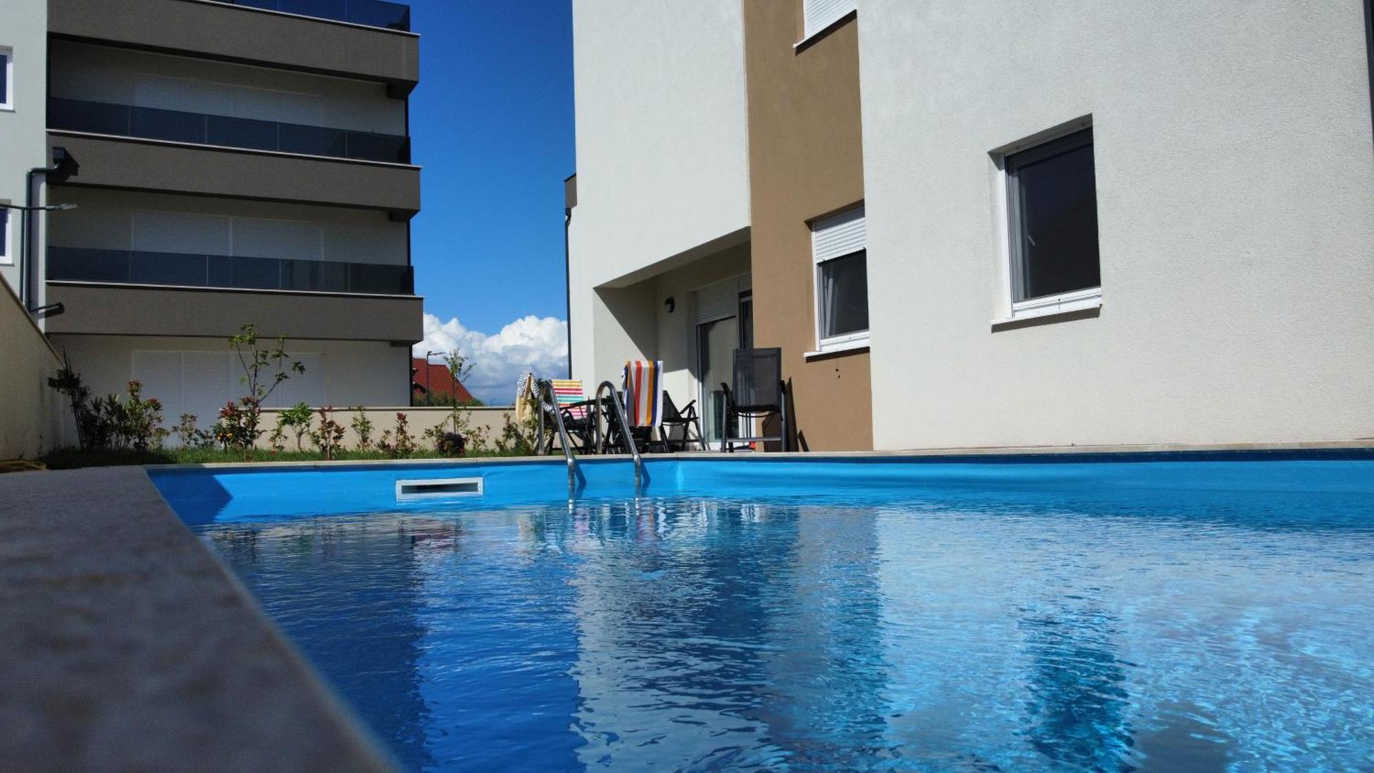 Apartment Relex With Pool & Jacuzzi 프리블라카 외부 사진